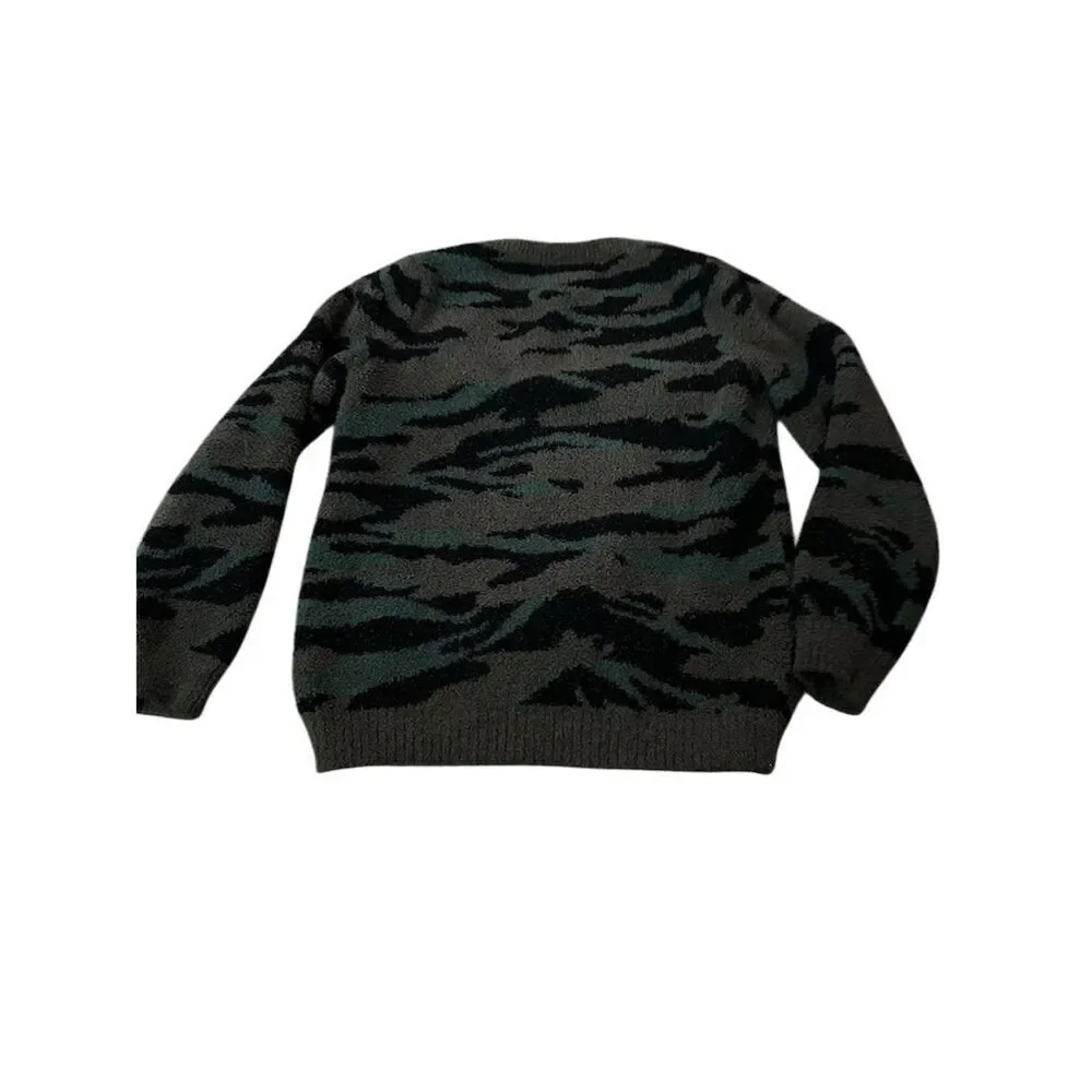 Barefoot Dreams Women's XS Green Camo CozyChic Pullover Sweater - Picture 2 of 9